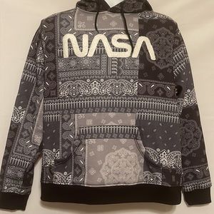 NASA Sweatshirt with hood. Size Large